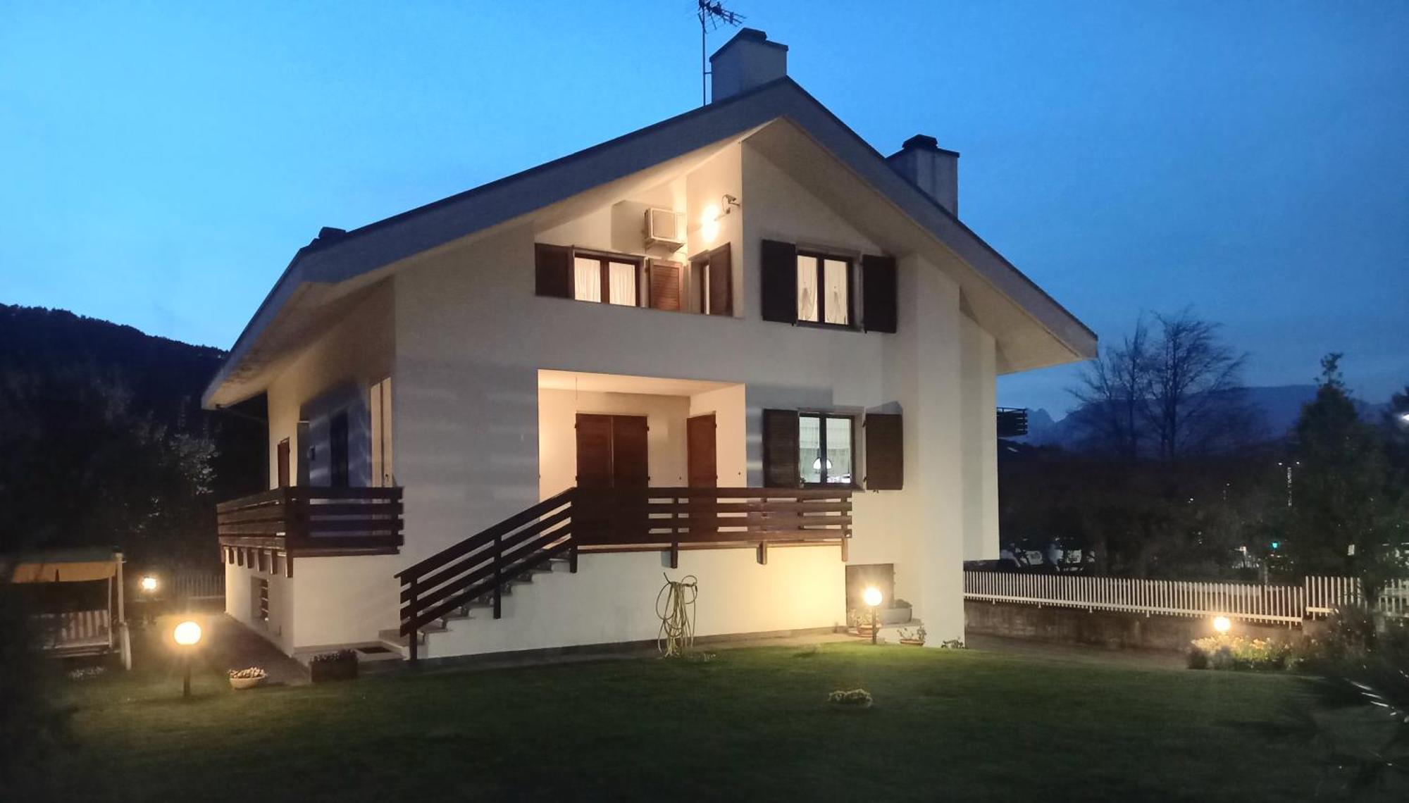 Casa Diletta Luxury Leilighet Cavedine Eksteriør bilde